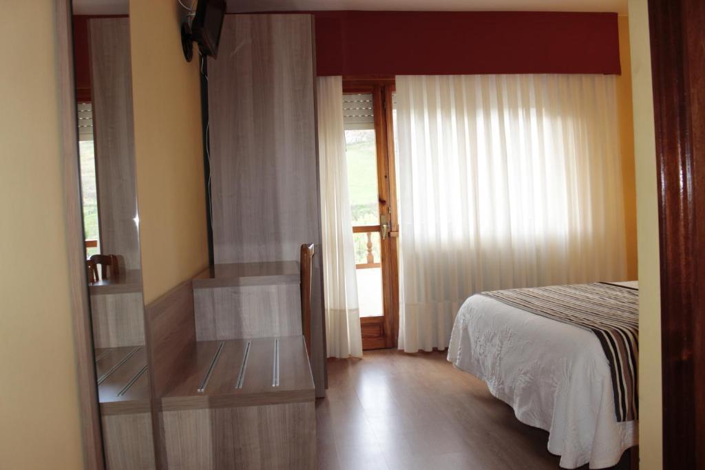 Hotel Penagrande Cangas De Narcea Quarto foto