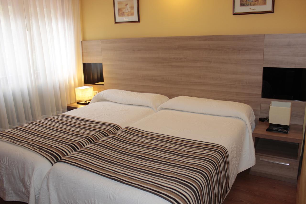 Hotel Penagrande Cangas De Narcea Exterior foto